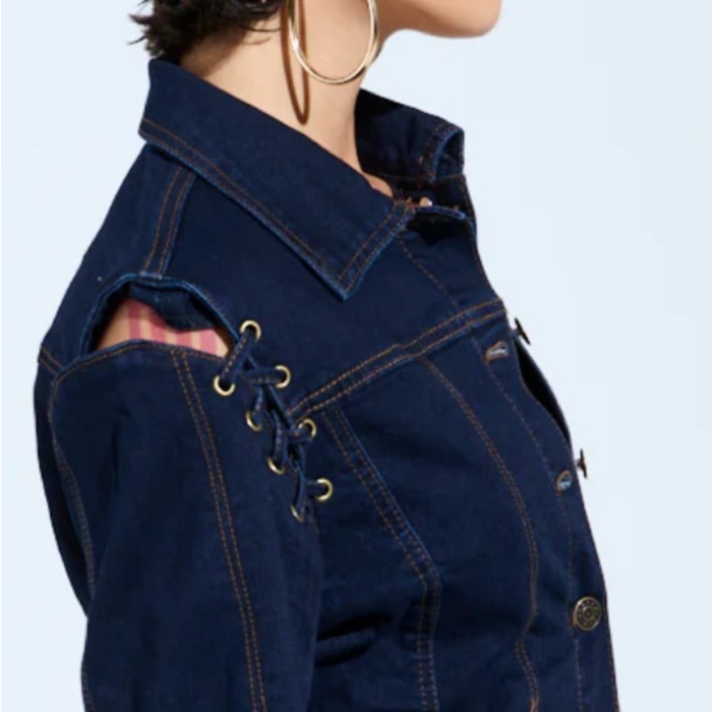 🔥 AKIRA That’s On Me Navy Eyelet Denim Jean Set - Picture 5 of 10